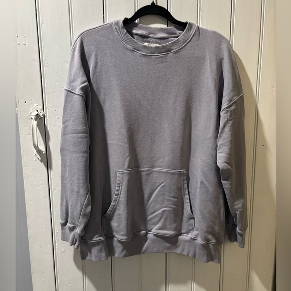 💕3/$25💕 American Eagle Crewneck Sweater - Picture 1 of 3